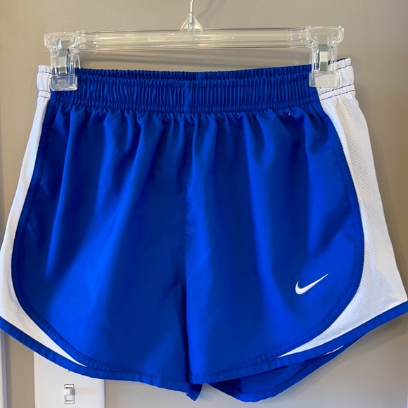 Nike Pants - Nike women’s small athletic shorts *lining removed*